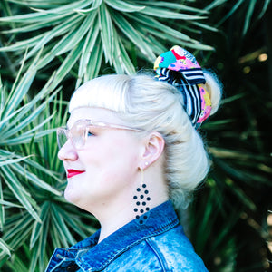 Warhola' Sixties Floral Headscarf